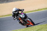 brands-hatch-photographs;brands-no-limits-trackday;cadwell-trackday-photographs;enduro-digital-images;event-digital-images;eventdigitalimages;no-limits-trackdays;peter-wileman-photography;racing-digital-images;trackday-digital-images;trackday-photos